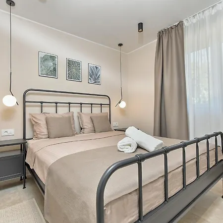 Marifran 2405 Villa